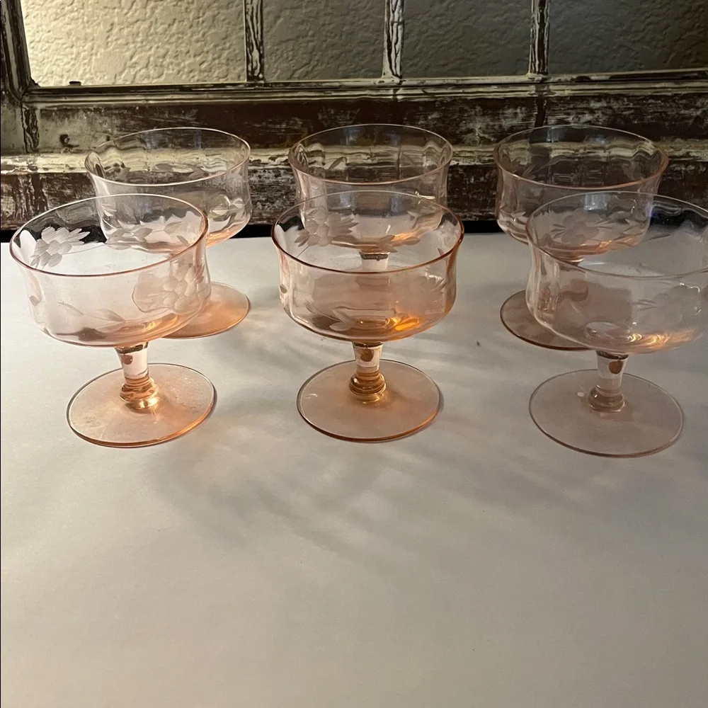 Elegant Pink Glass Dessert Cups Set, Depression Glass Vintage - Picture 8 of 8